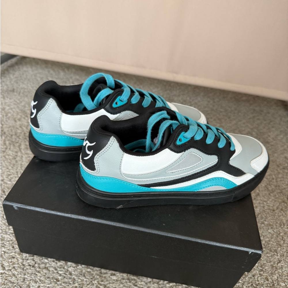 Women's Dance sneakers Fuego